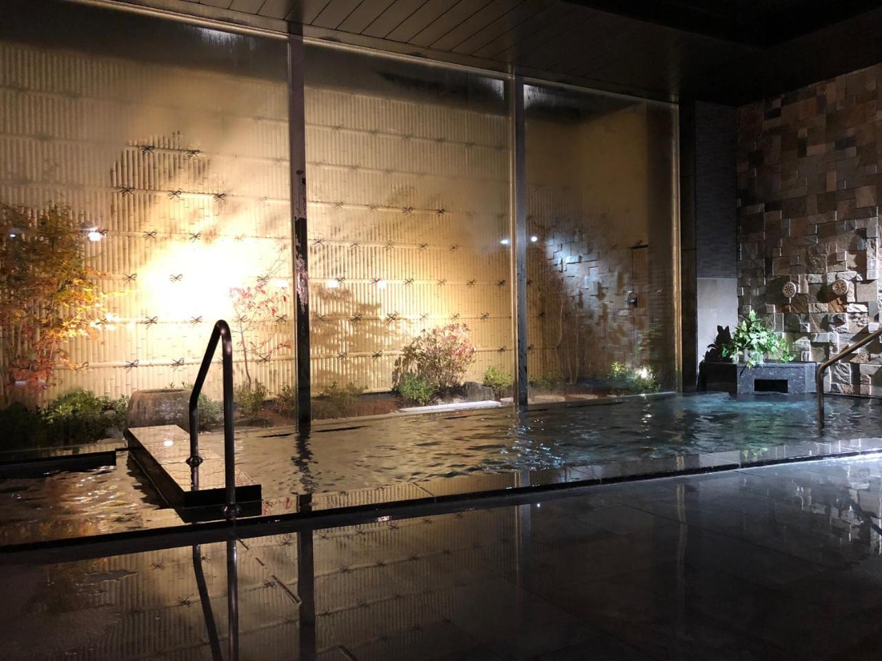 Hotel Route-Inn Grand Muroran מראה חיצוני תמונה